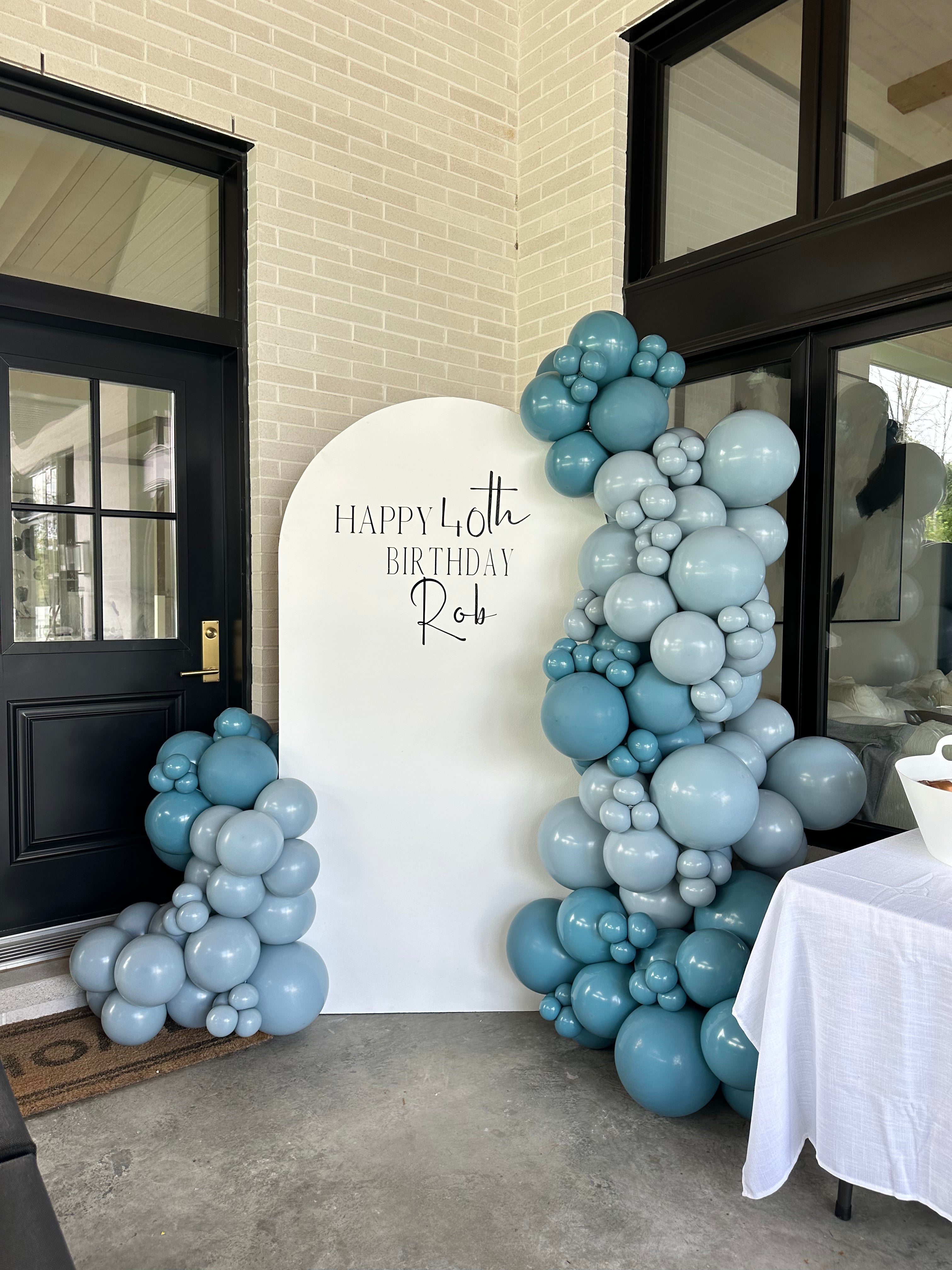 BACKDROP & BALLOON INSTALLATION